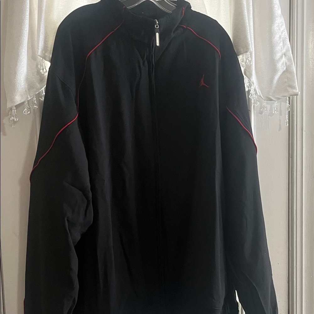 Jordan zip up